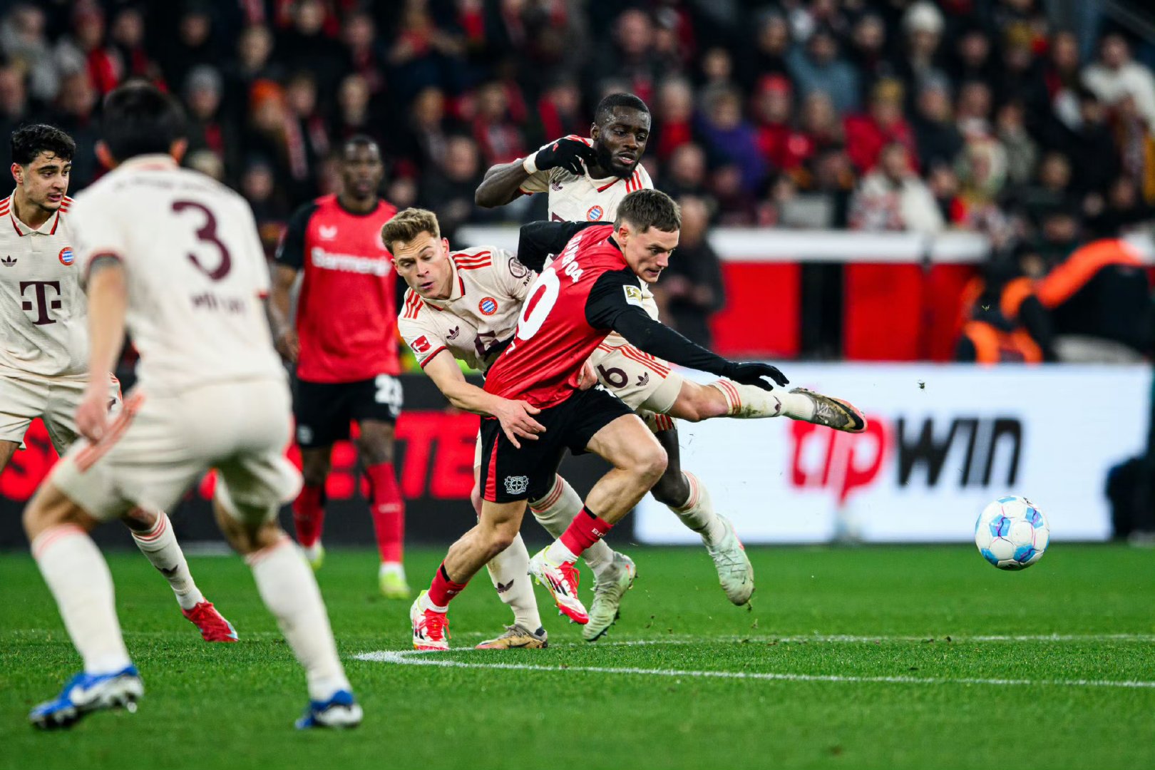 星空体育官网-包含勒沃库森迎欧冠关键赛；关键时刻迎来里程碑；底气十足；阵容厚度经受考验的词条