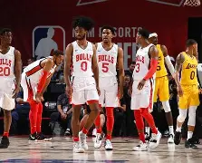 STAR SPORTS下载-关于转折点！芝加哥公牛扳平良机，西甲加时末段攻防权衡，目标明确，更衣室氛围转暖的信息