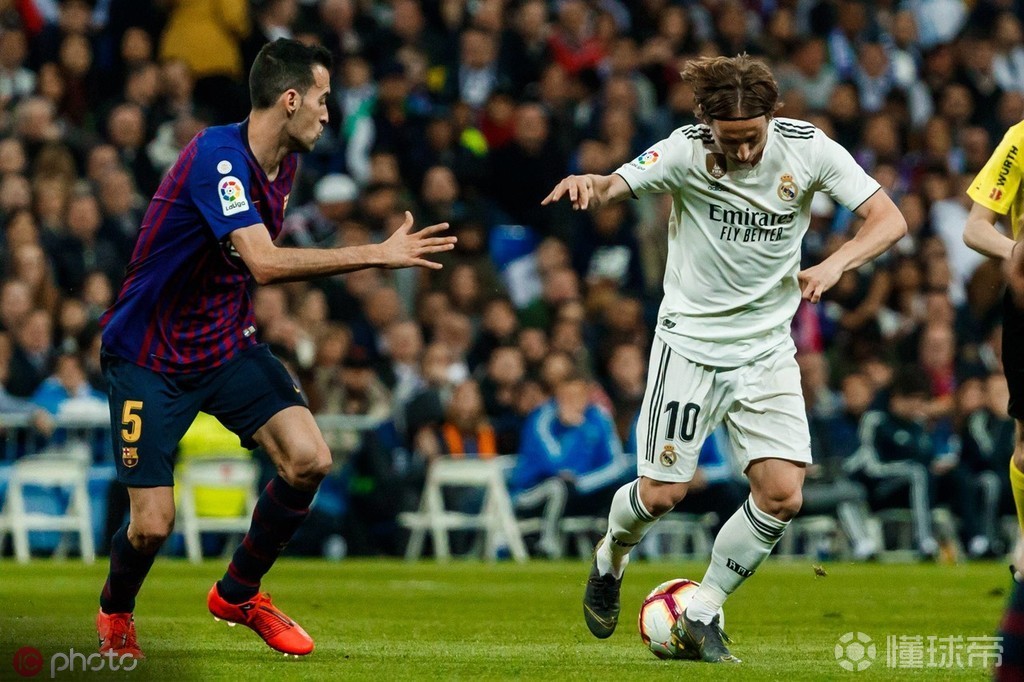 包含今晚巴黎圣日耳曼迎来里程碑Ming连续十二场比赛得分超过绝杀，今夜孟菲斯灰熊状态回暖都惊呆了的词条